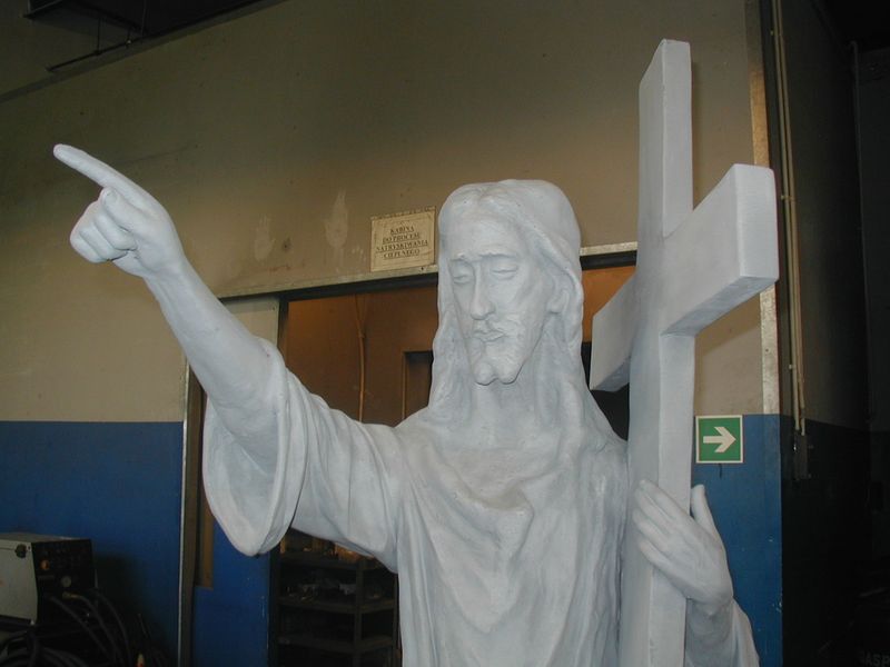 figura Chrystusa do renowacji