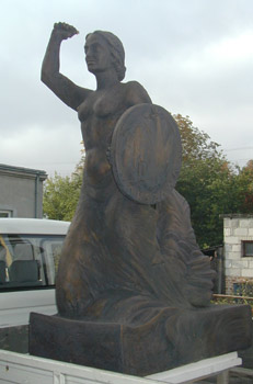 pomnik Warszawskiej Syrenki - replika